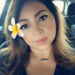 Meet your Posher, Fatima